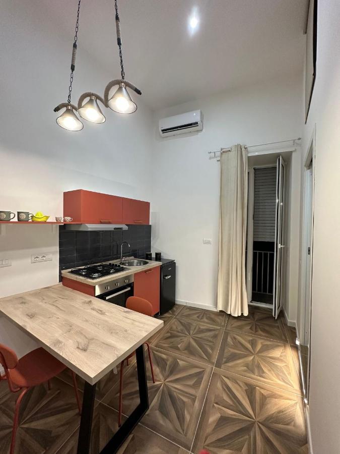 نابولي San Ferdinando Suite Room المظهر الخارجي الصورة