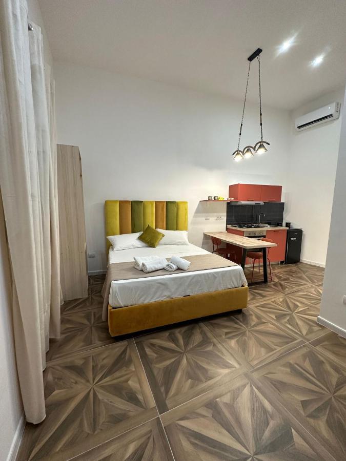 نابولي San Ferdinando Suite Room المظهر الخارجي الصورة