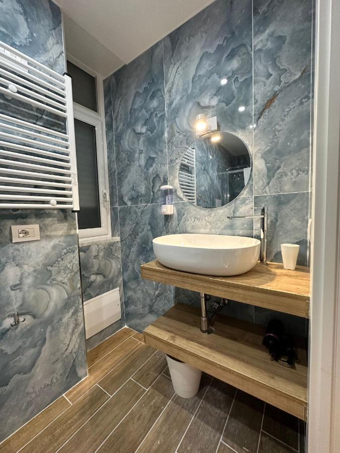 نابولي San Ferdinando Suite Room المظهر الخارجي الصورة