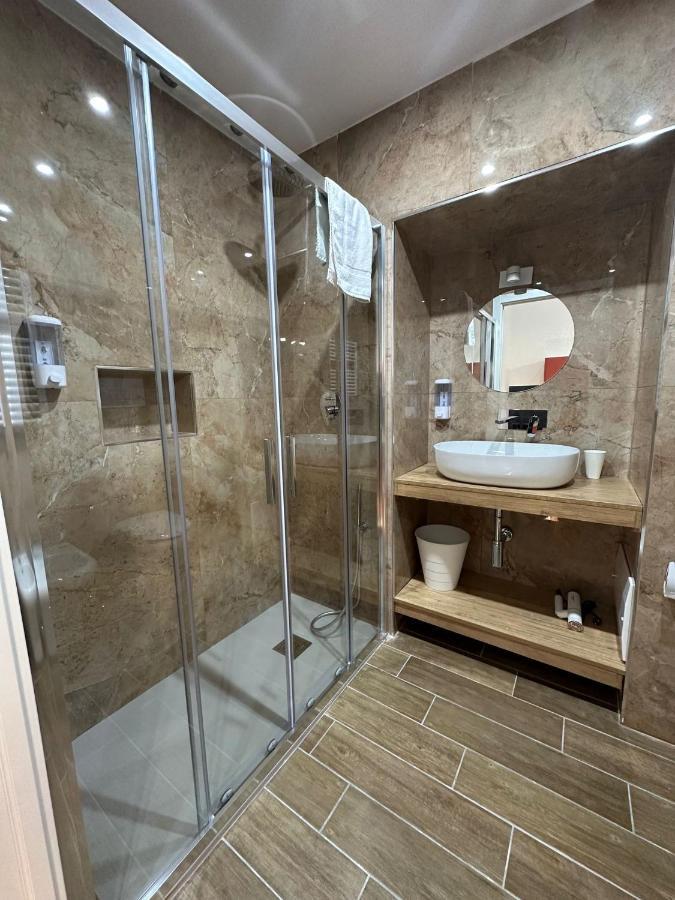 نابولي San Ferdinando Suite Room المظهر الخارجي الصورة
