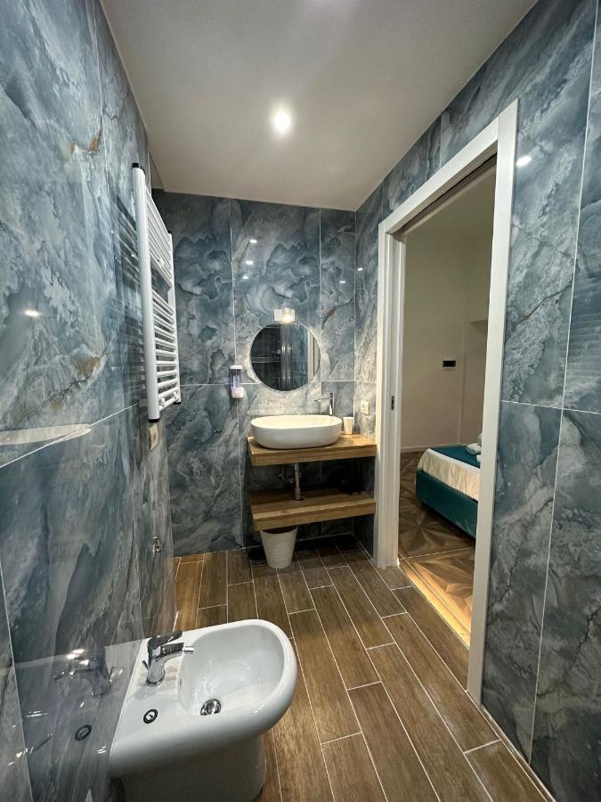 نابولي San Ferdinando Suite Room المظهر الخارجي الصورة