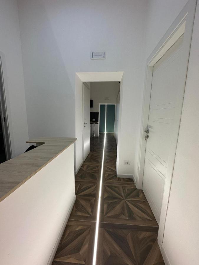 نابولي San Ferdinando Suite Room المظهر الخارجي الصورة