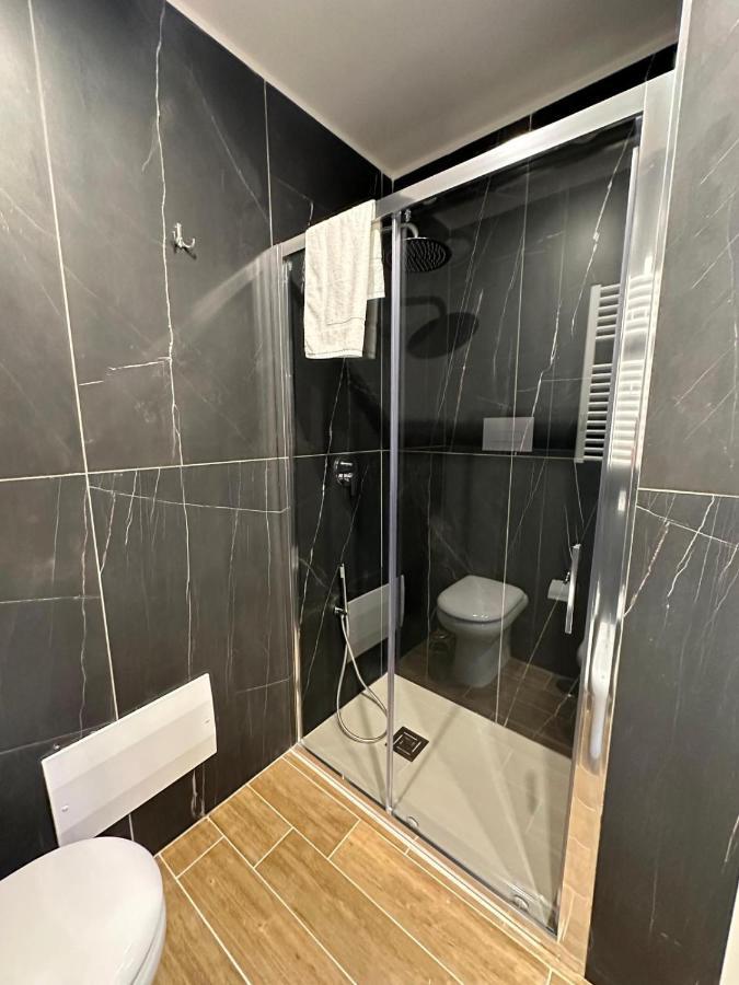 نابولي San Ferdinando Suite Room المظهر الخارجي الصورة