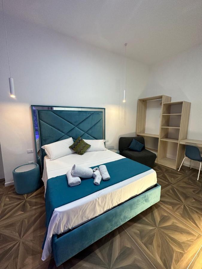 نابولي San Ferdinando Suite Room المظهر الخارجي الصورة