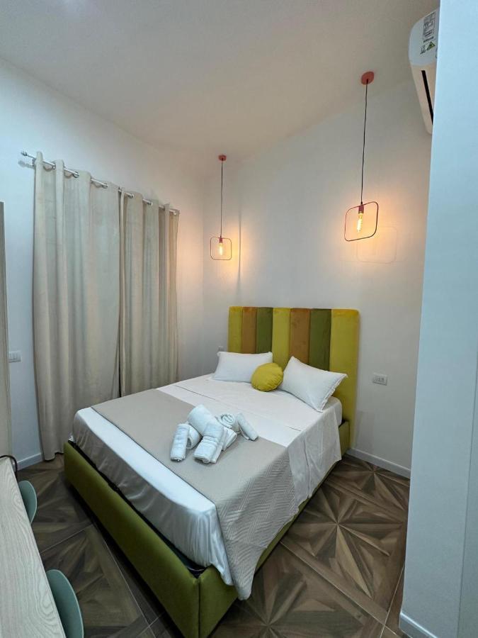 نابولي San Ferdinando Suite Room المظهر الخارجي الصورة