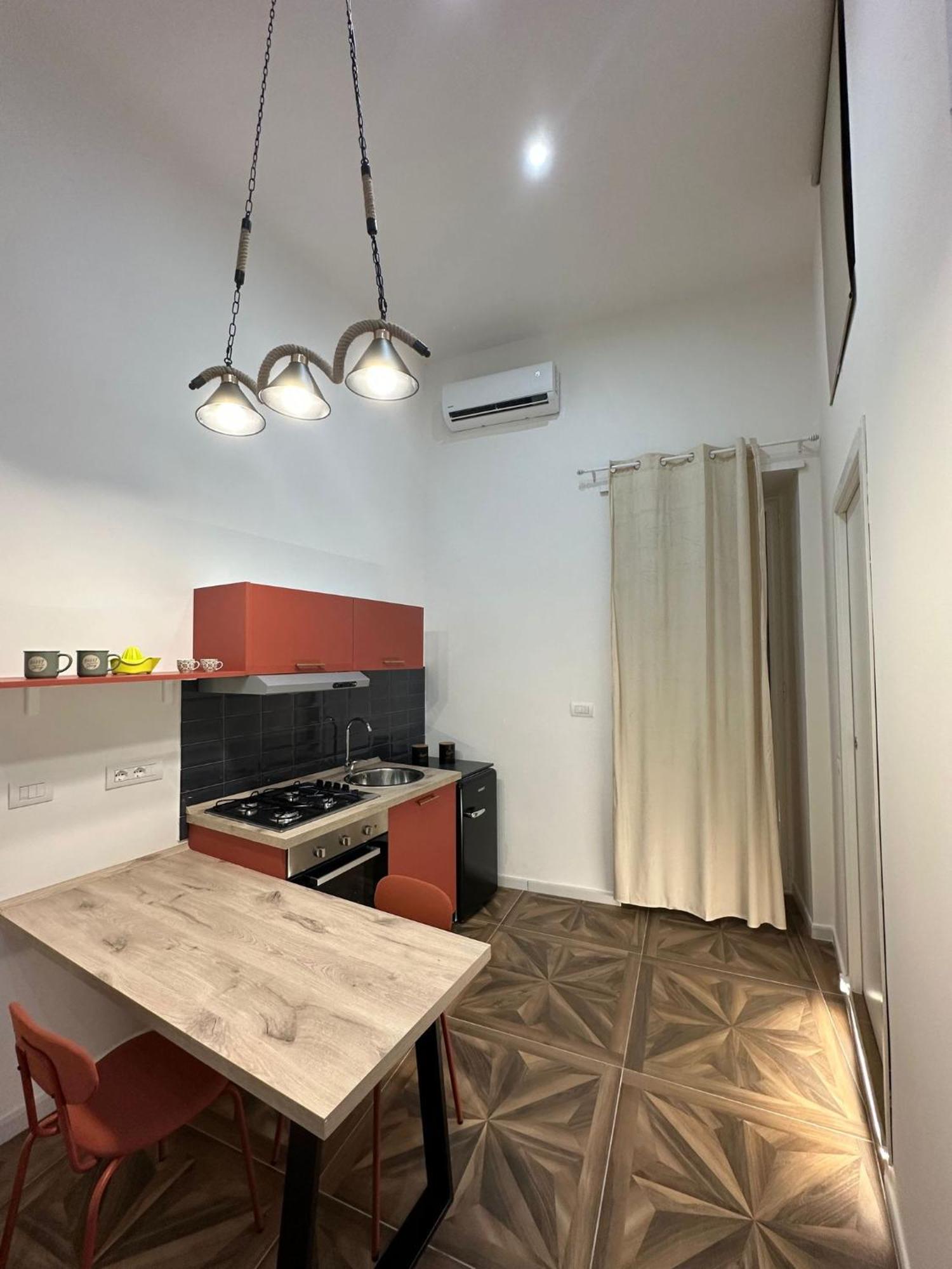 نابولي San Ferdinando Suite Room المظهر الخارجي الصورة